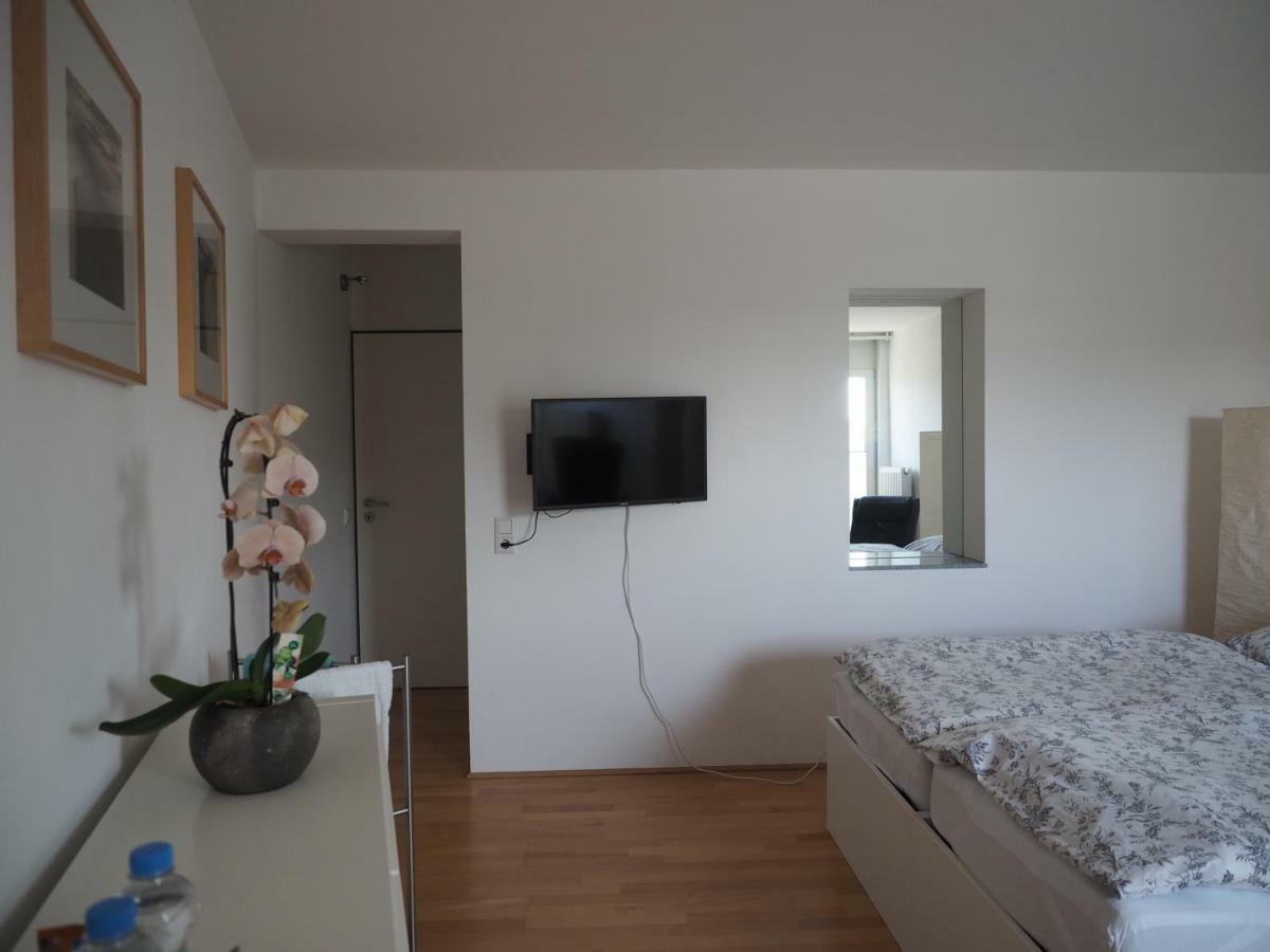 B8 - Just A Private Accommodation Ντίσελντορφ Εξωτερικό φωτογραφία